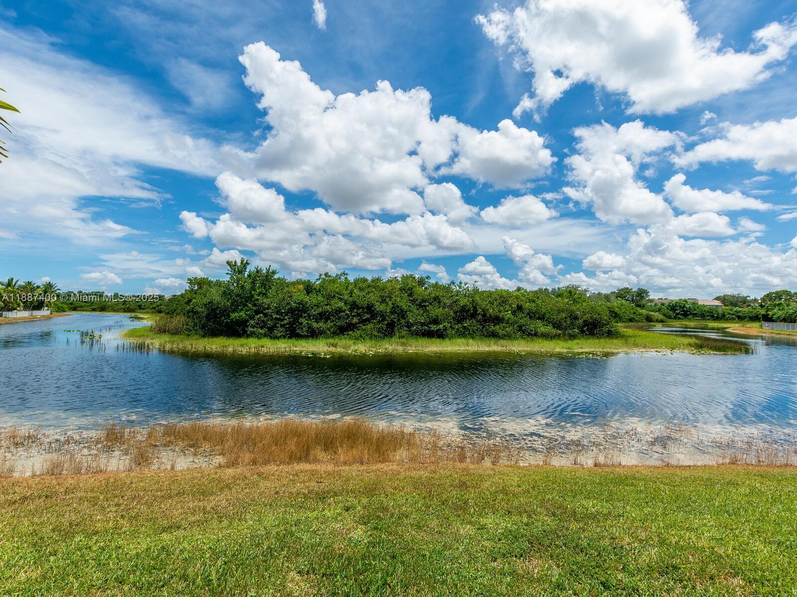 NAUTICA PLAT - Residential Lease