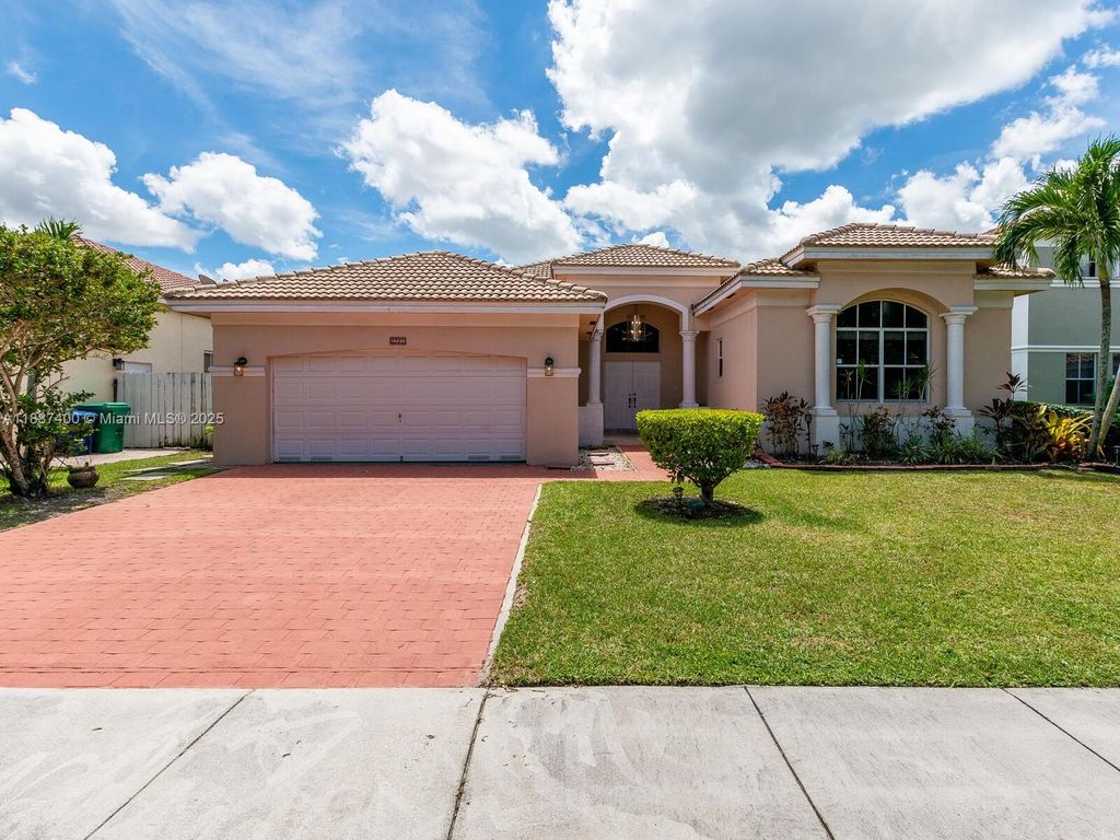 Photo of 16230 SW 36th St #-, Miramar, FL 33027 (MLS # A11887400)