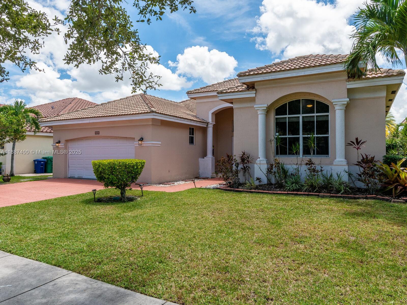 NAUTICA PLAT - Residential Lease