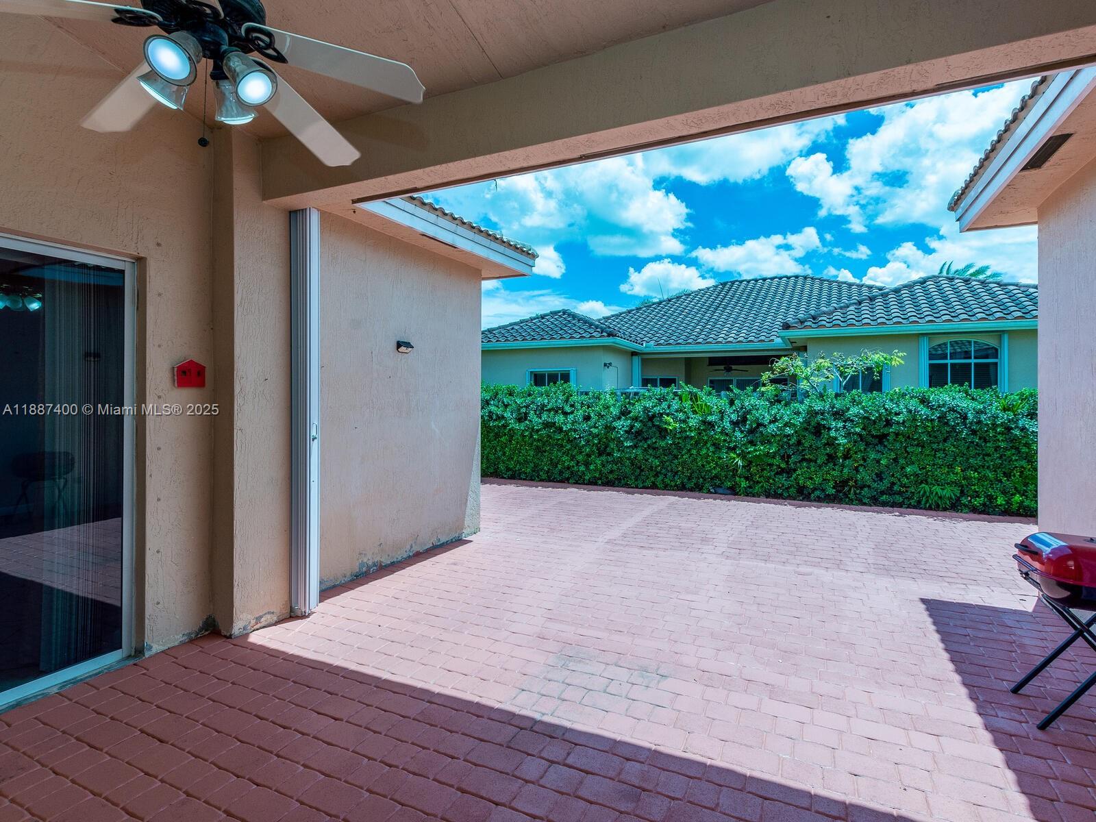 NAUTICA PLAT - Residential Lease