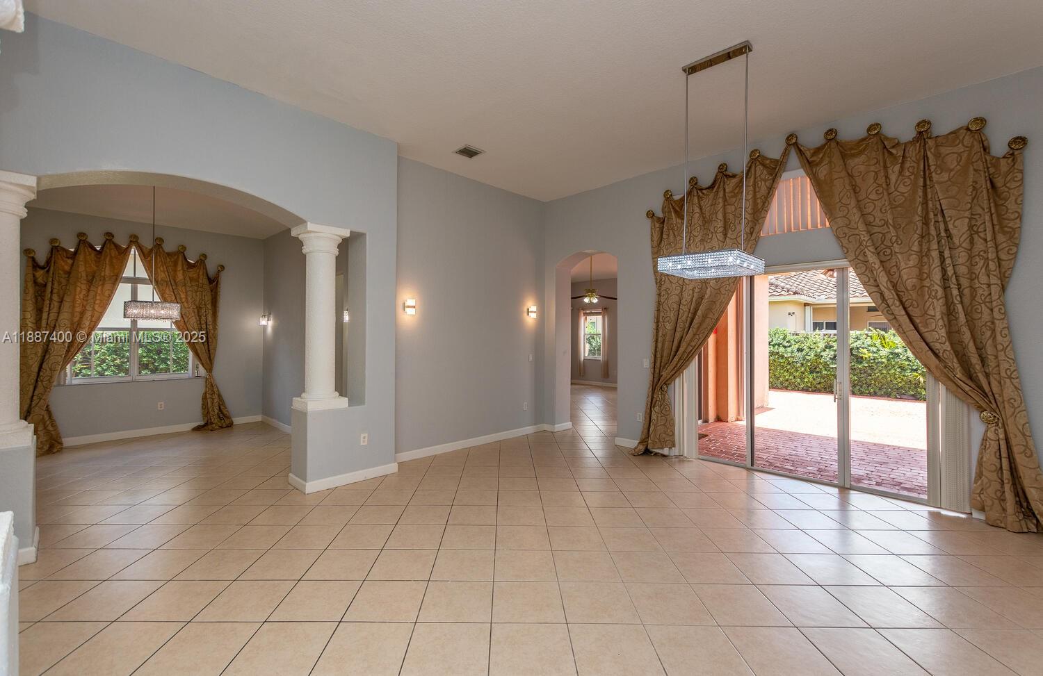 NAUTICA PLAT - Residential Lease