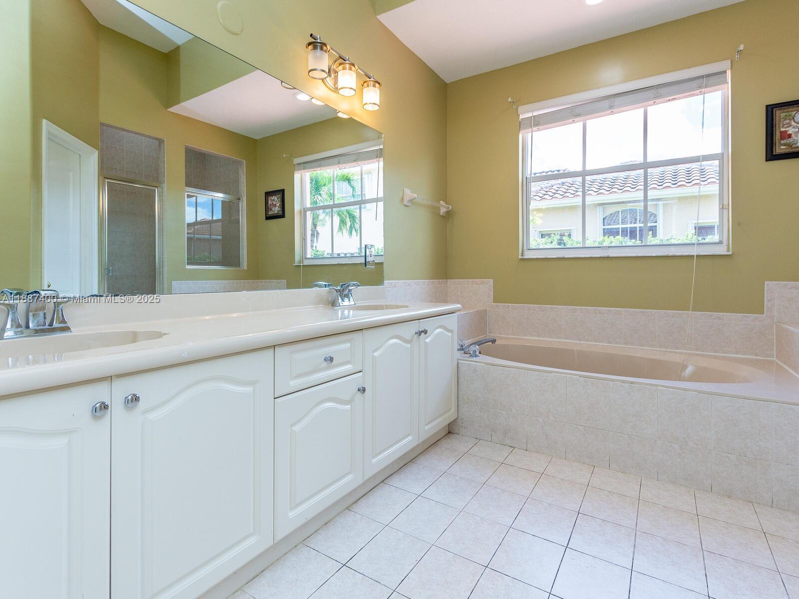 NAUTICA PLAT - Residential Lease