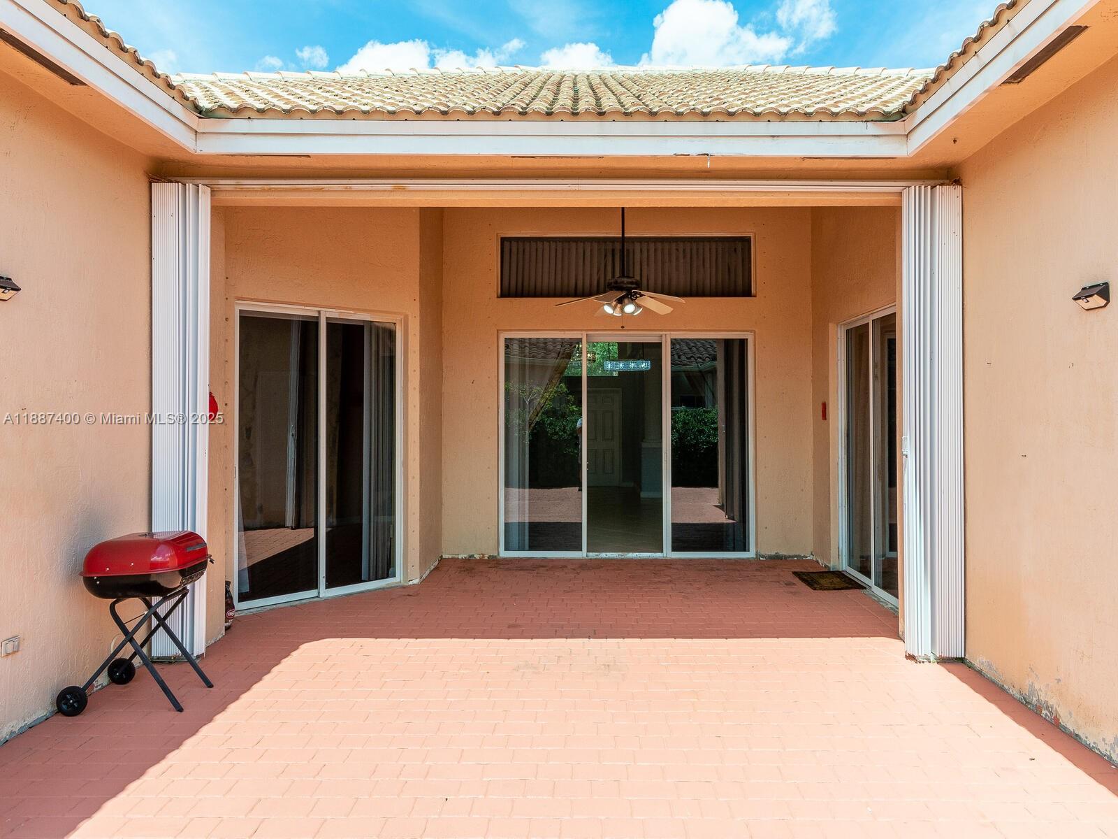 NAUTICA PLAT - Residential Lease