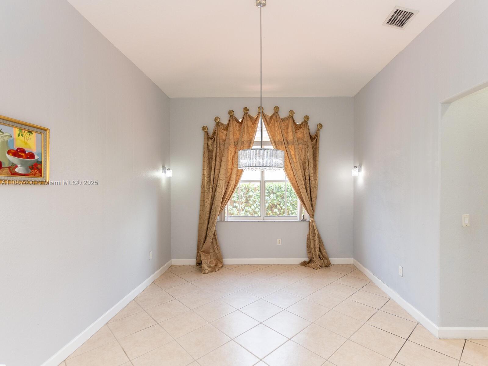 NAUTICA PLAT - Residential Lease