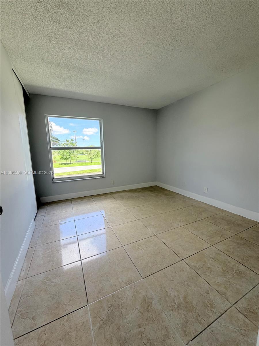NEWPORT CONDO - Residential