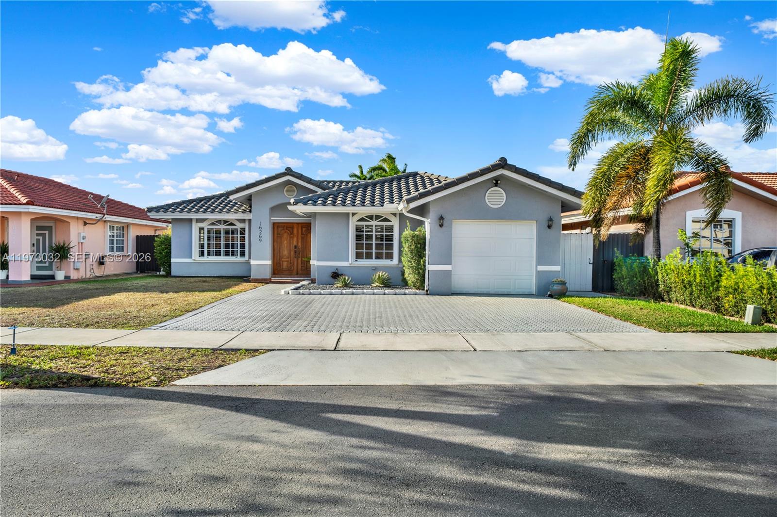 P A AT WEST KENDALL - Residential