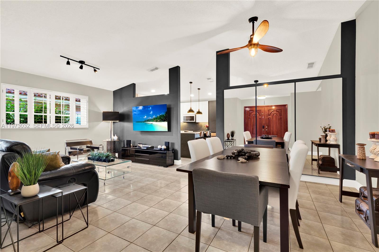 P A AT WEST KENDALL - Residential