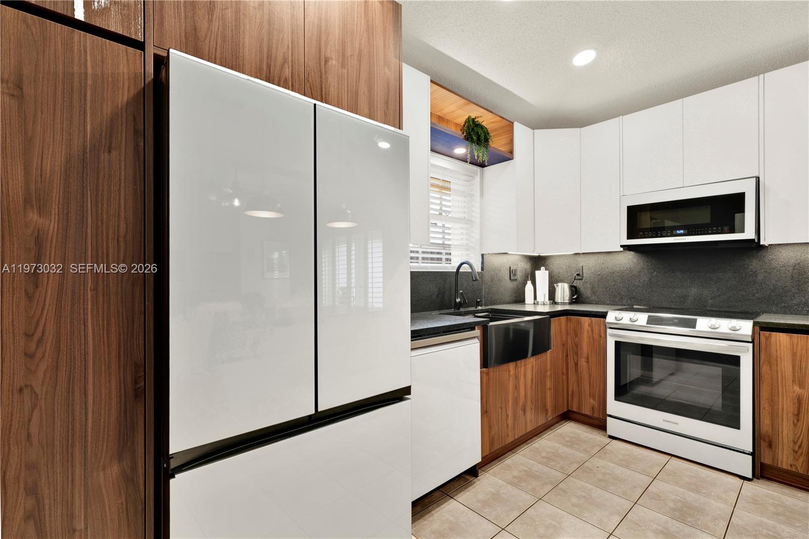 P A AT WEST KENDALL - Residential