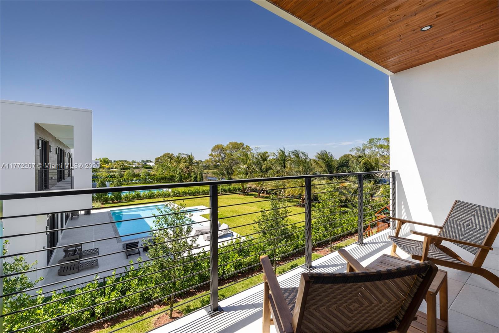 WESTON ESTATES - Residential