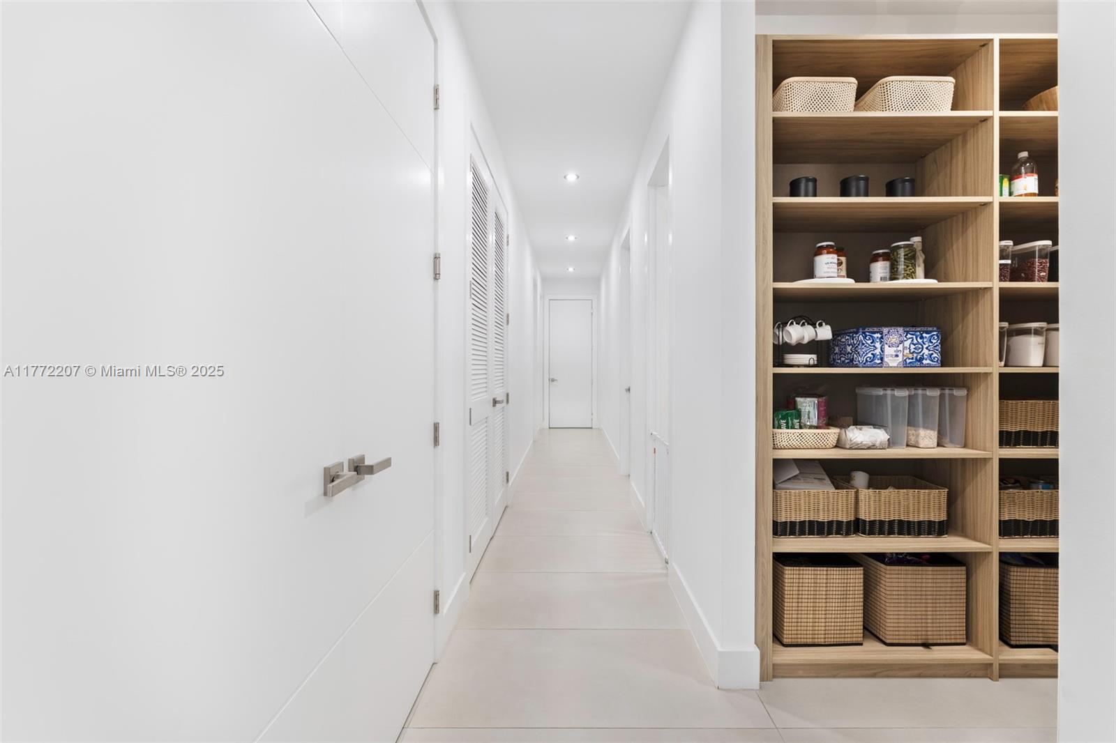 WESTON ESTATES - Residential