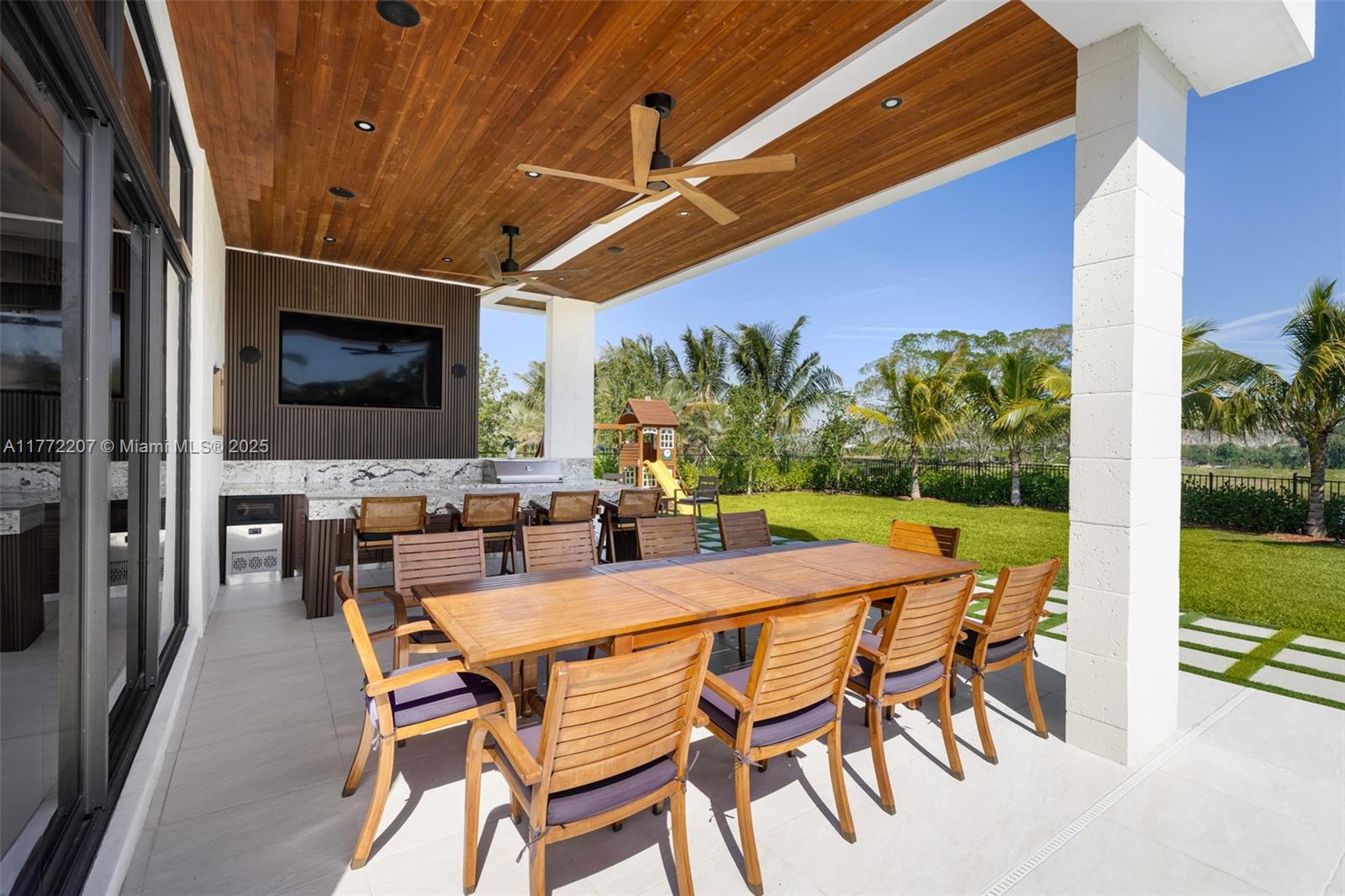 WESTON ESTATES - Residential