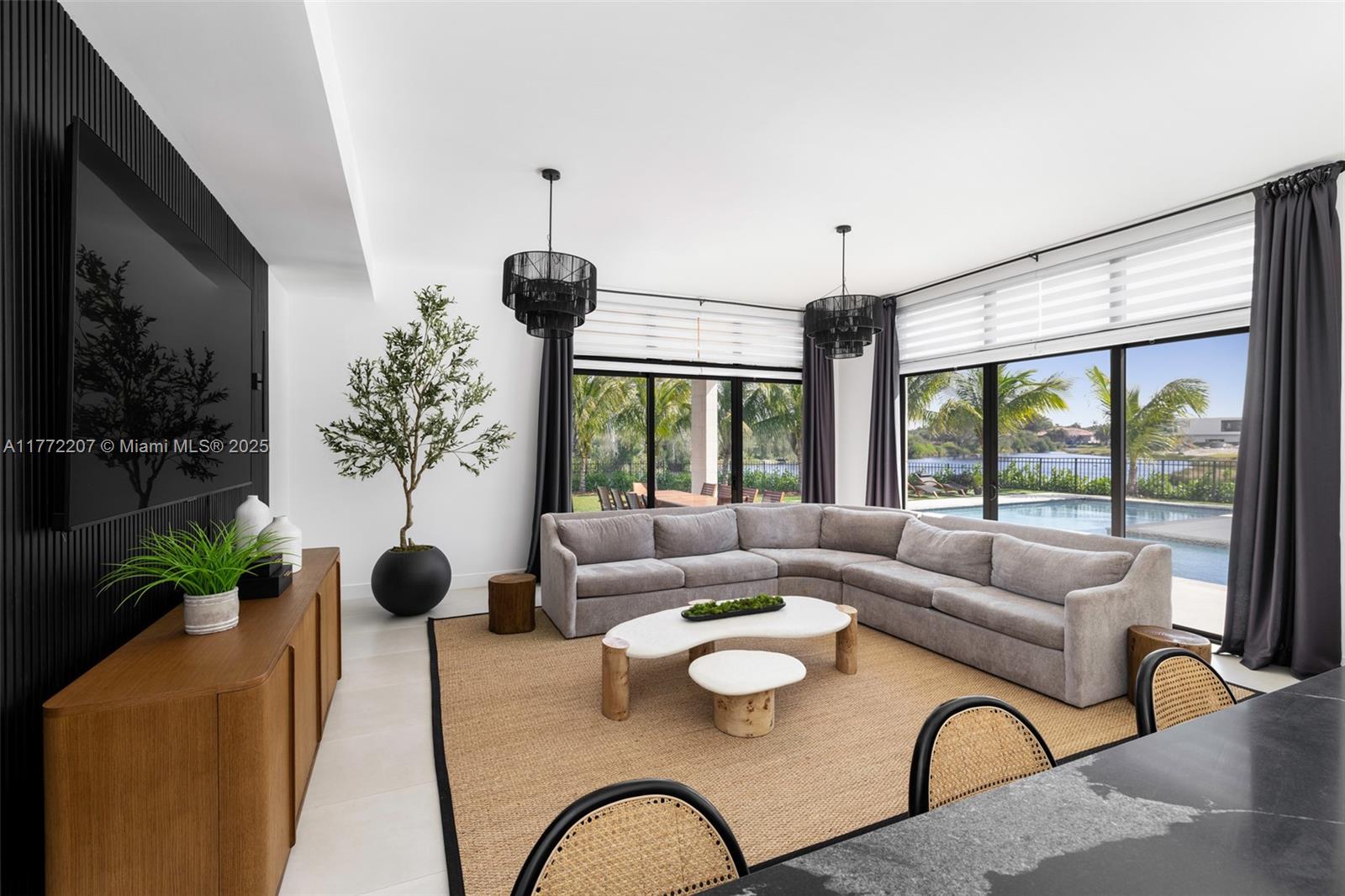 WESTON ESTATES - Residential