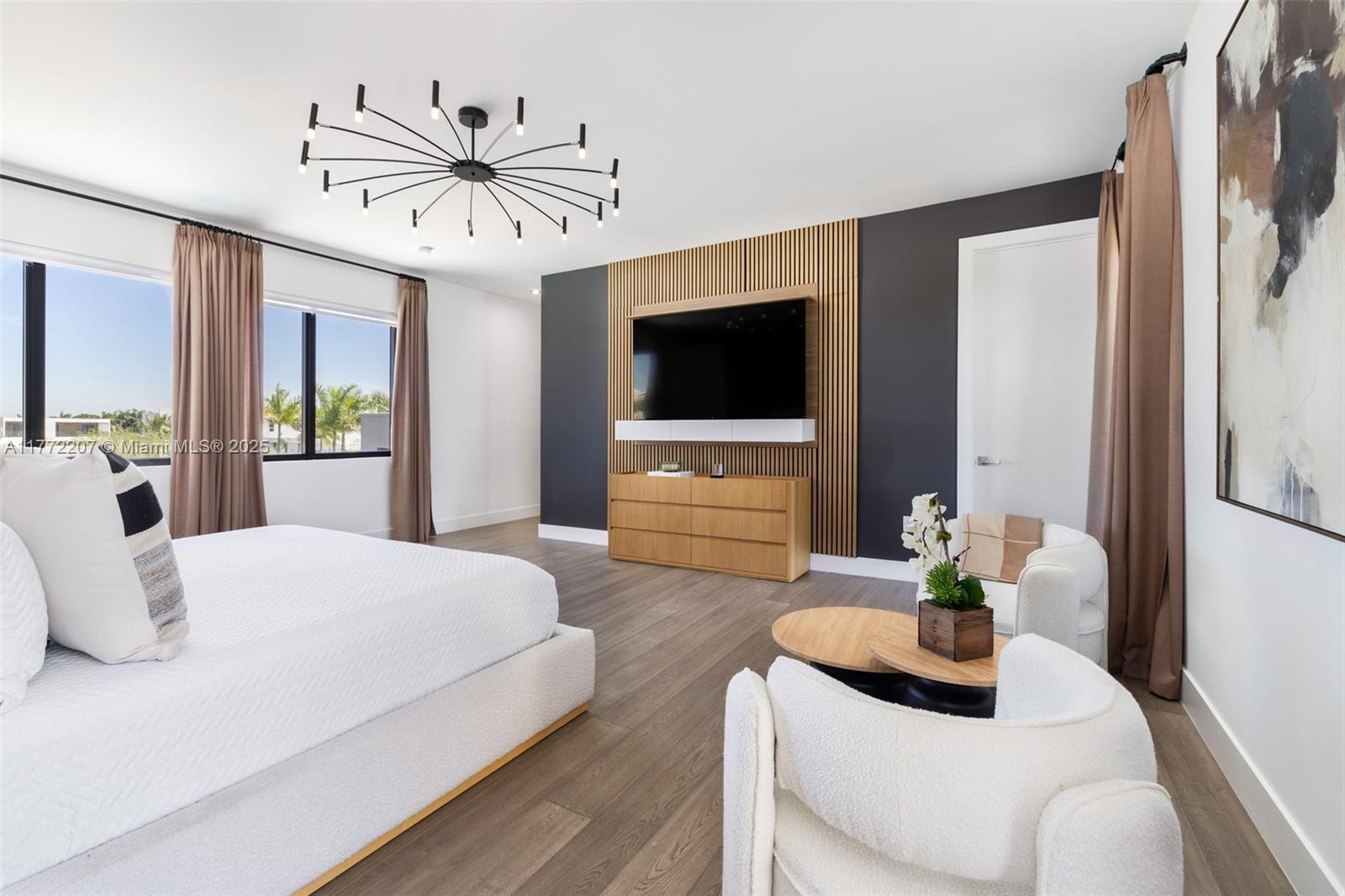 WESTON ESTATES - Residential