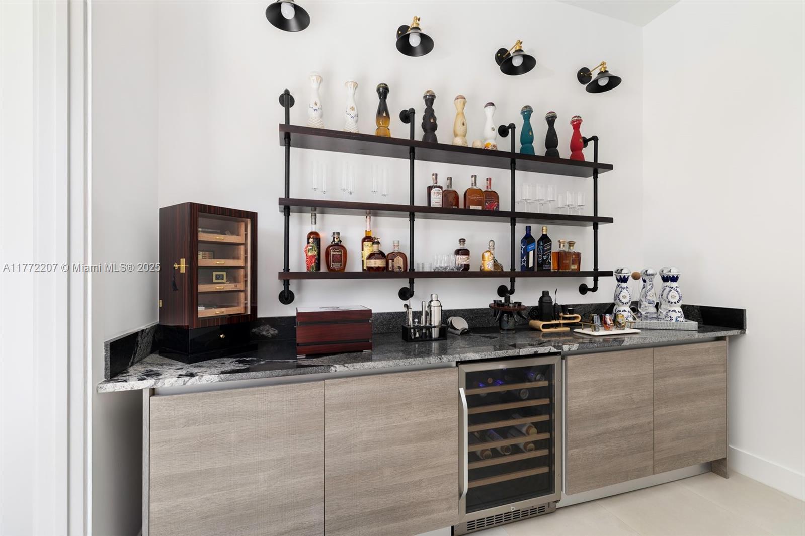 WESTON ESTATES - Residential