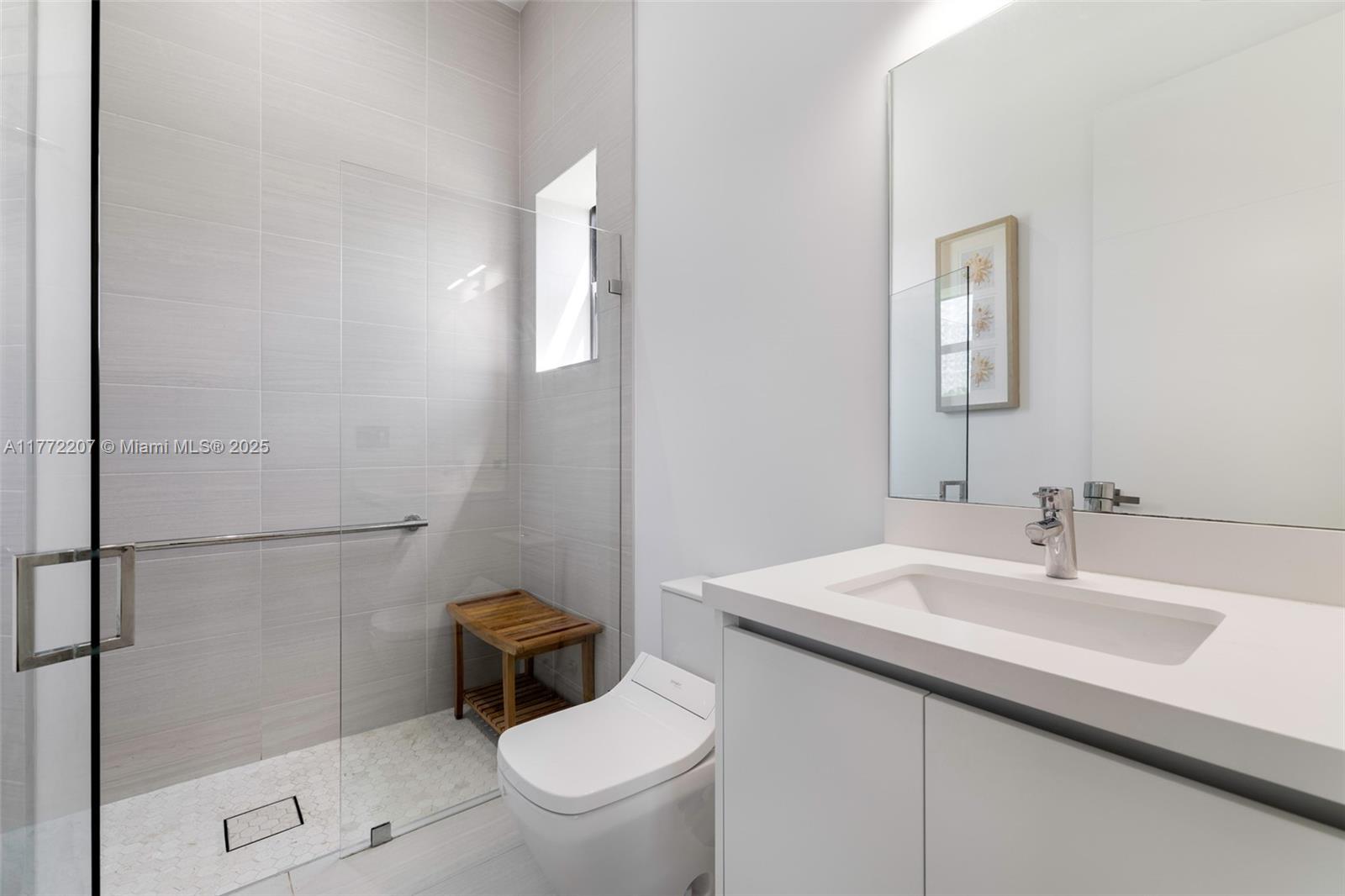 WESTON ESTATES - Residential