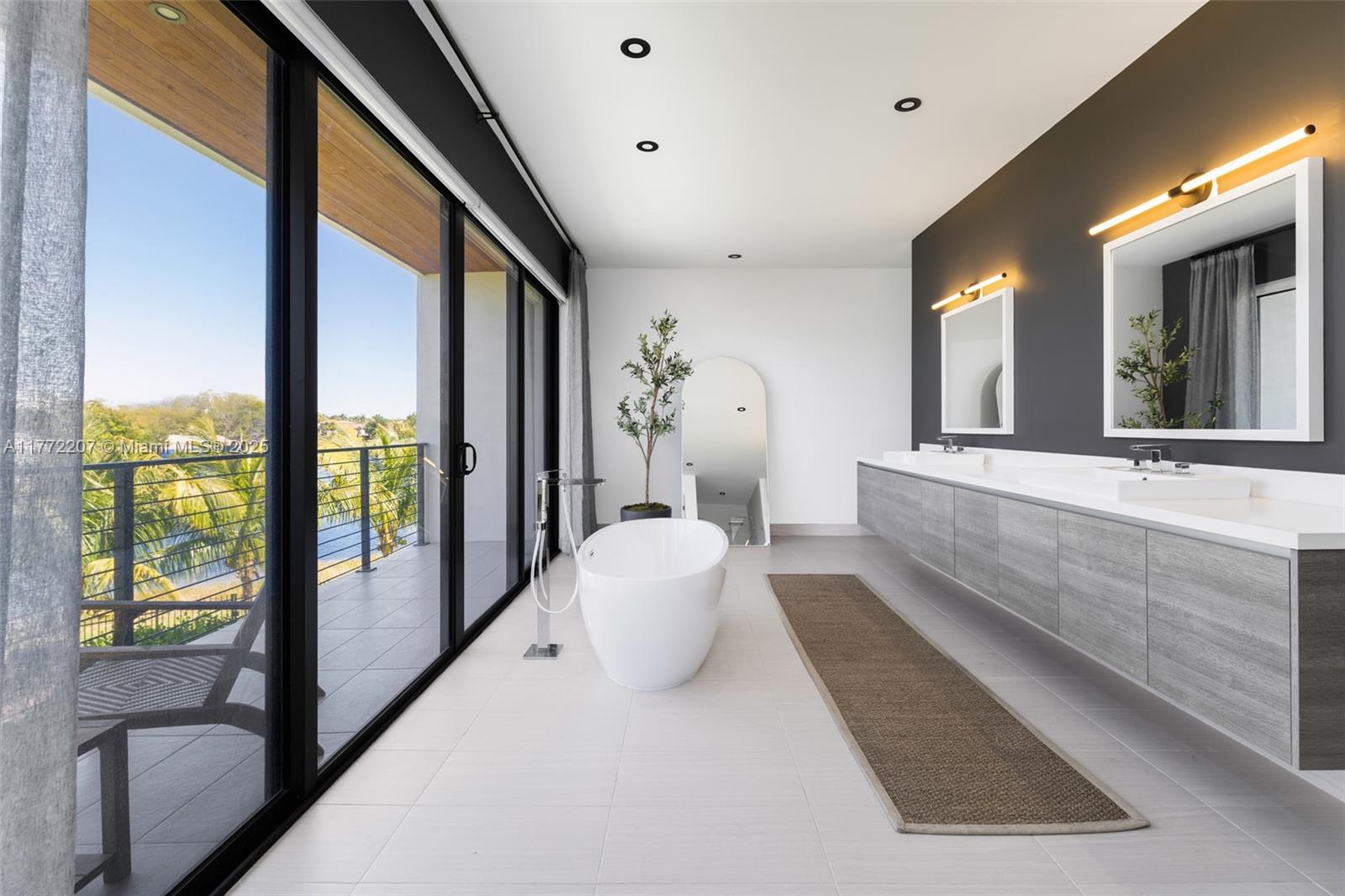 WESTON ESTATES - Residential