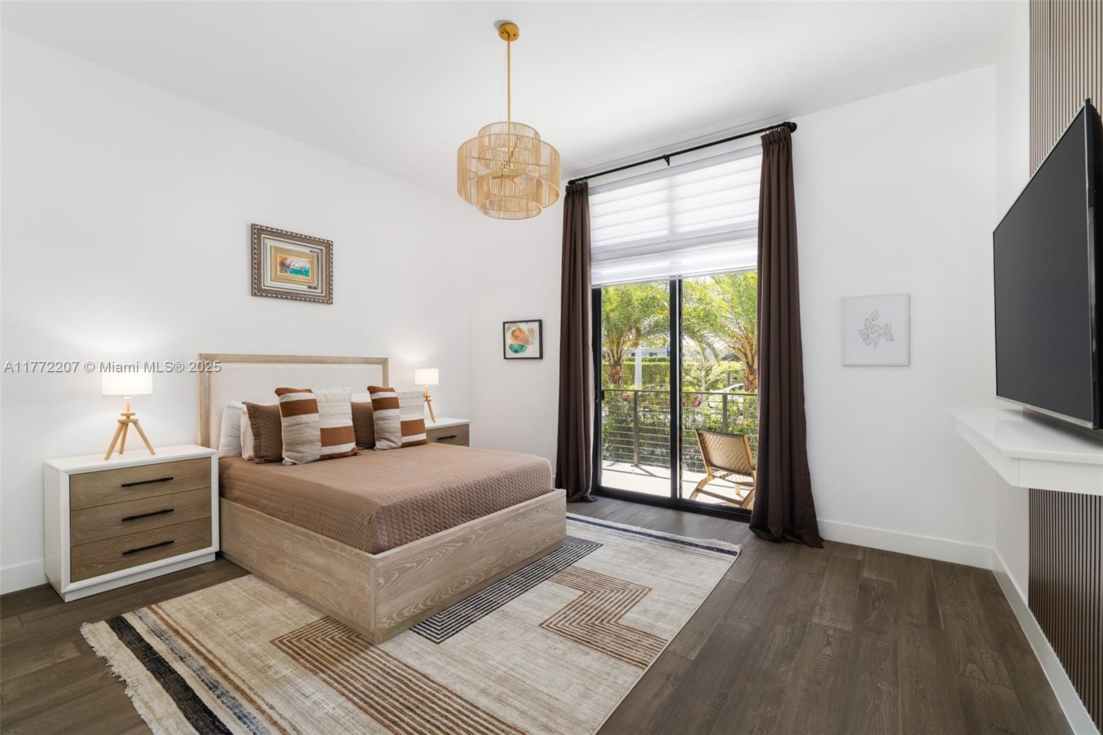 WESTON ESTATES - Residential