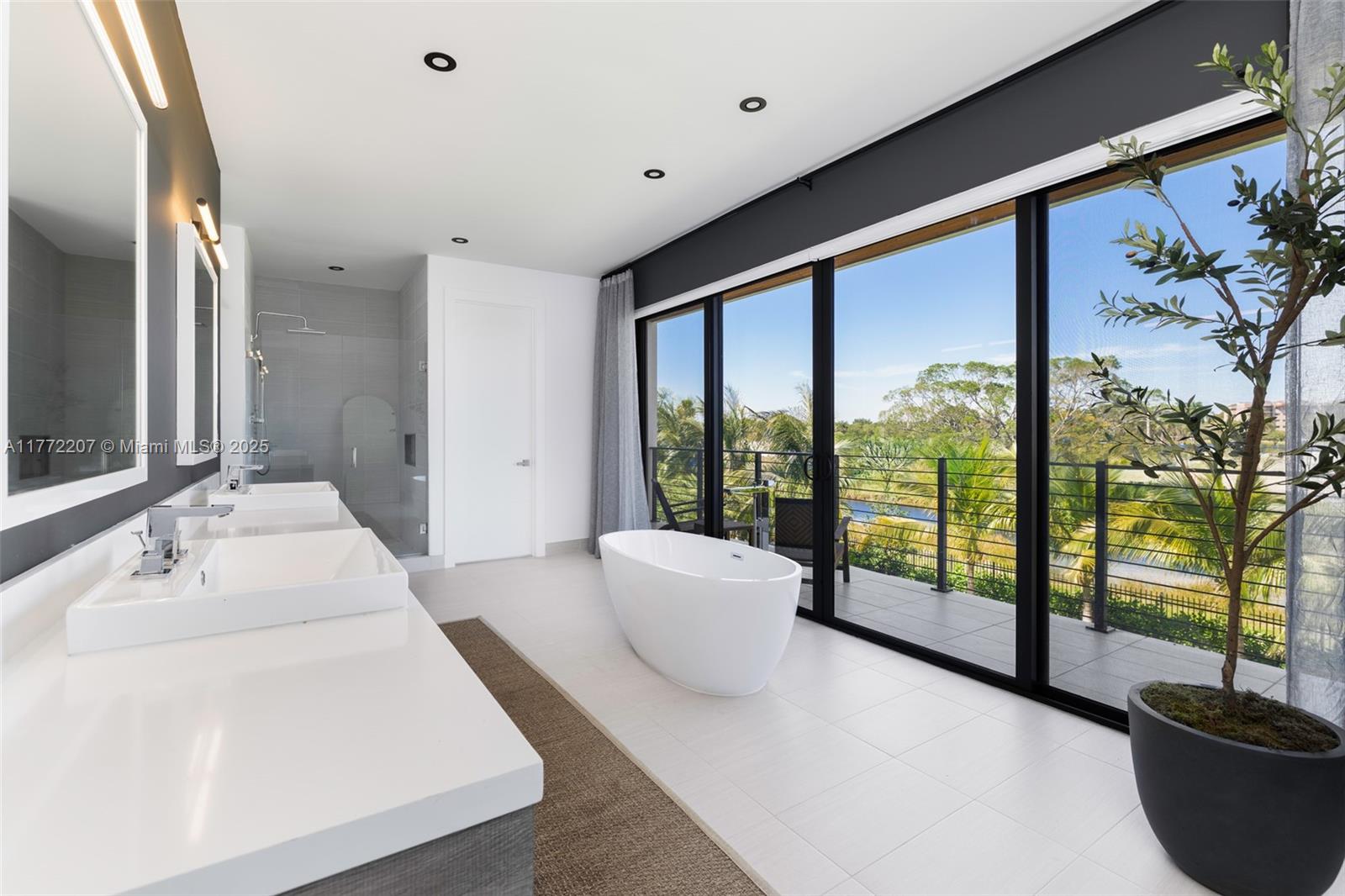 WESTON ESTATES - Residential