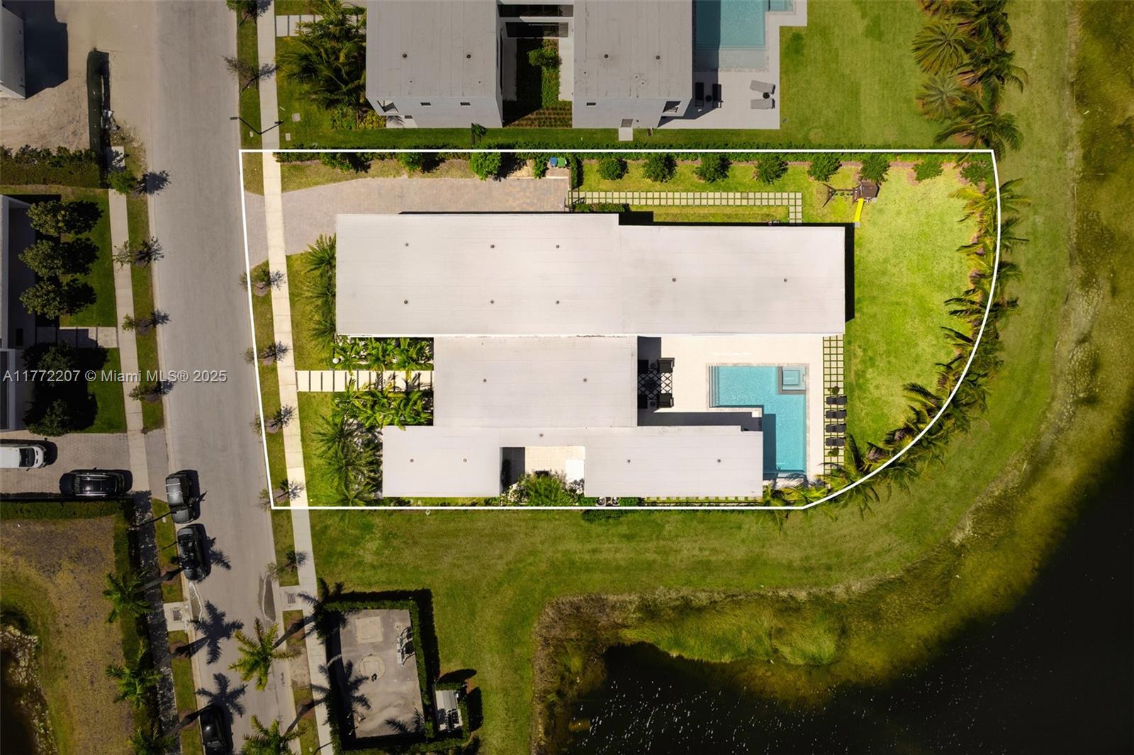 WESTON ESTATES - Residential