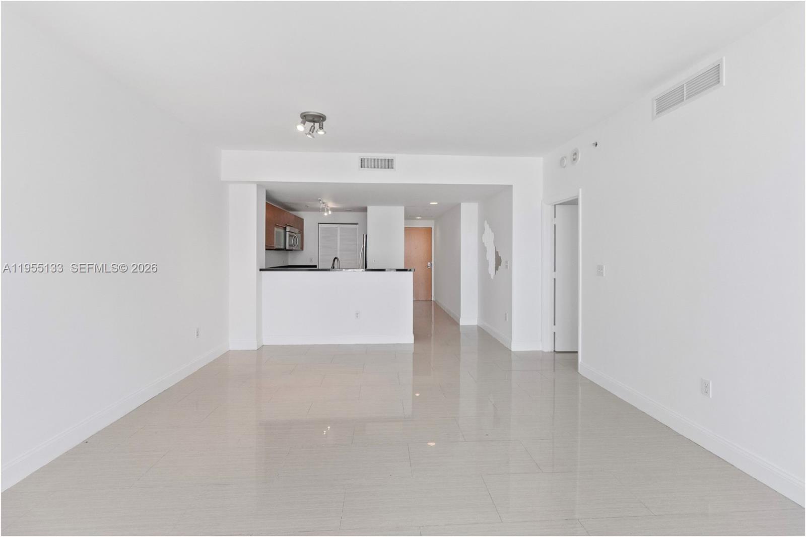 VIZCAYNE NORTH CONDO - Residential