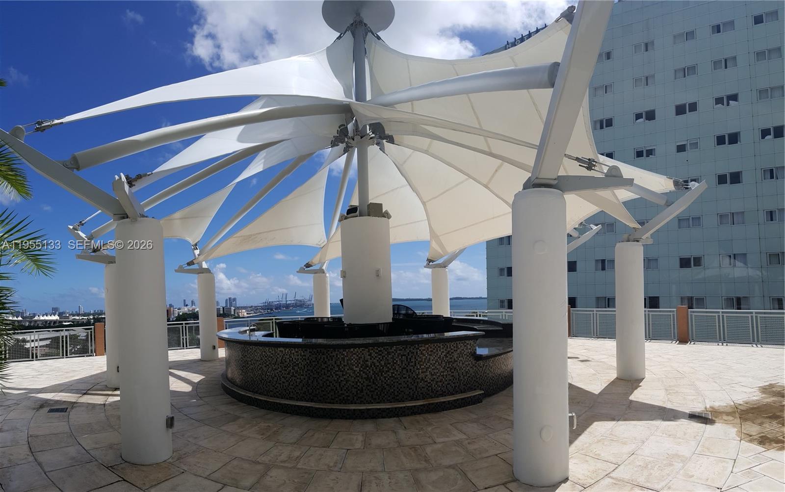 VIZCAYNE NORTH CONDO - Residential