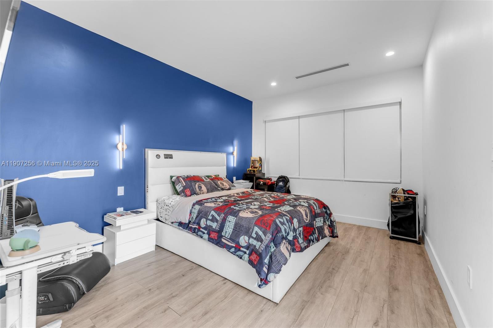 LYNDALE 2ND ADDN - Residential Lease