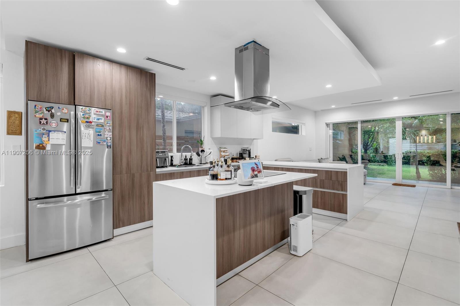 LYNDALE 2ND ADDN - Residential Lease