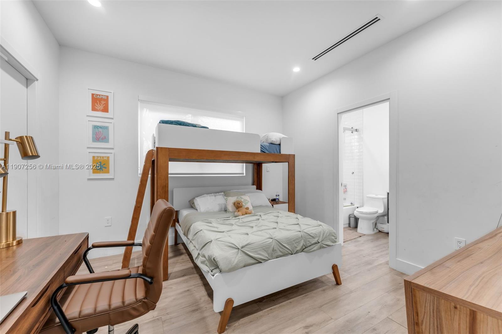 LYNDALE 2ND ADDN - Residential Lease