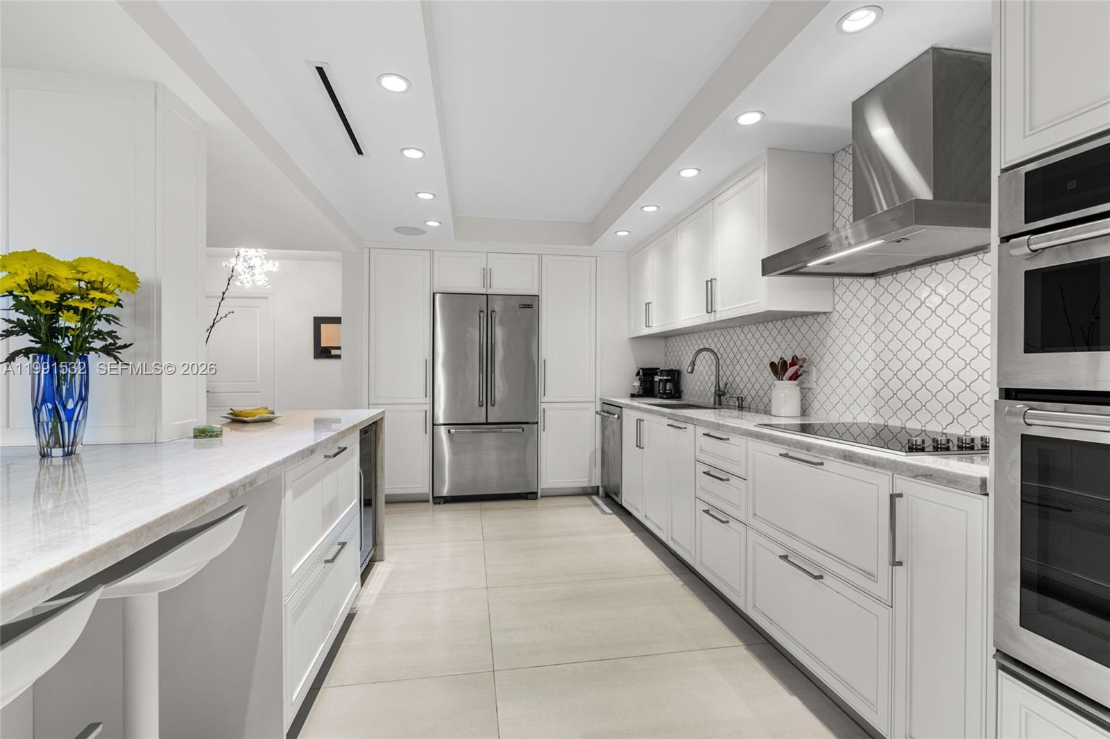 BALMORAL CONDO - Residential