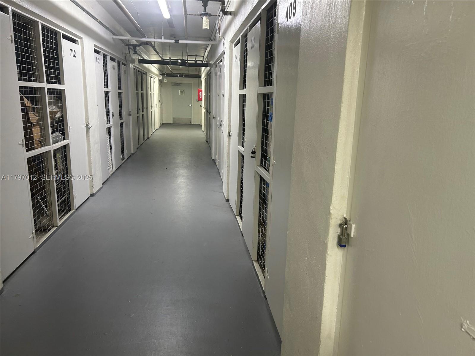 FAIRWAYS RIVIERA NORTH CO - Residential