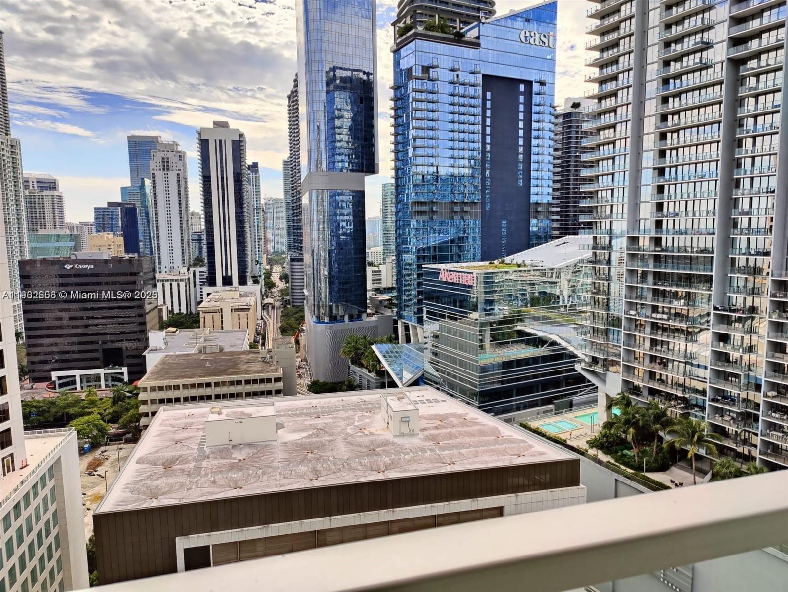 500 BRICKELL WEST CONDO - Residential Lease