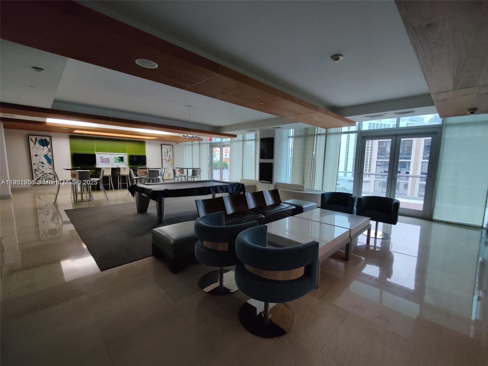 500 BRICKELL WEST CONDO - Residential Lease