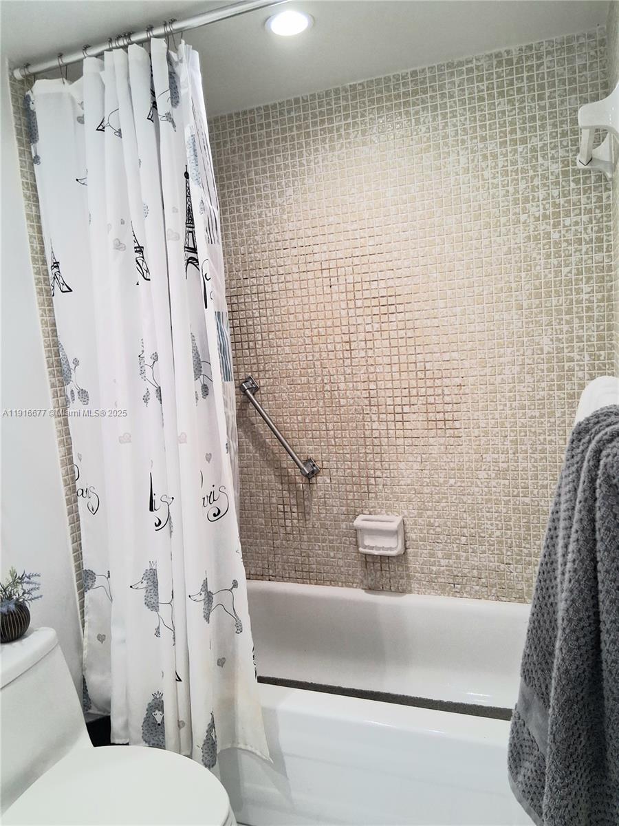 SUNRISE LAKES 48 CONDO - Residential