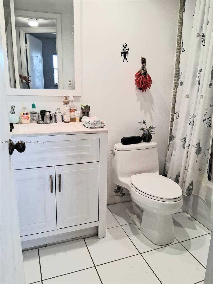 SUNRISE LAKES 48 CONDO - Residential