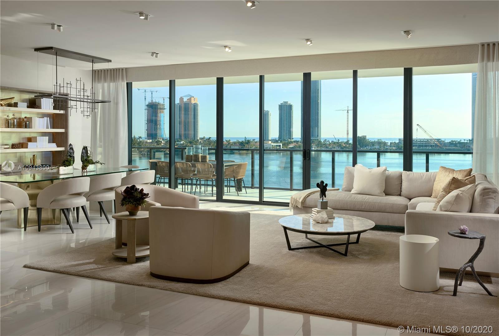 PRIVE CONDO - Residential