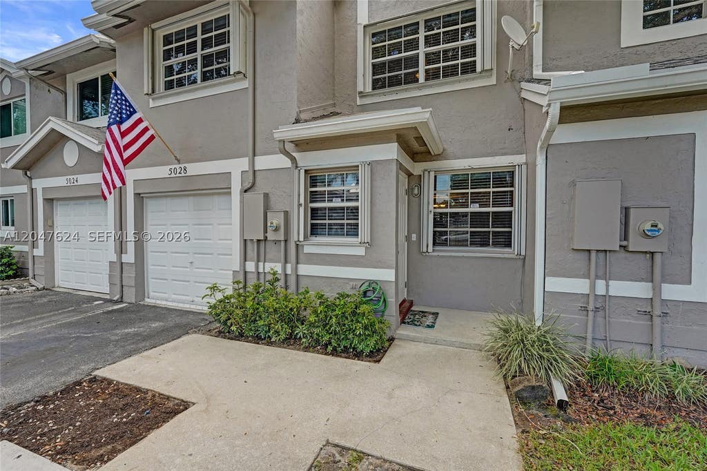 Photo of 5028 SW 121st Ave, Cooper City, FL 33330 (MLS # A12047624)
