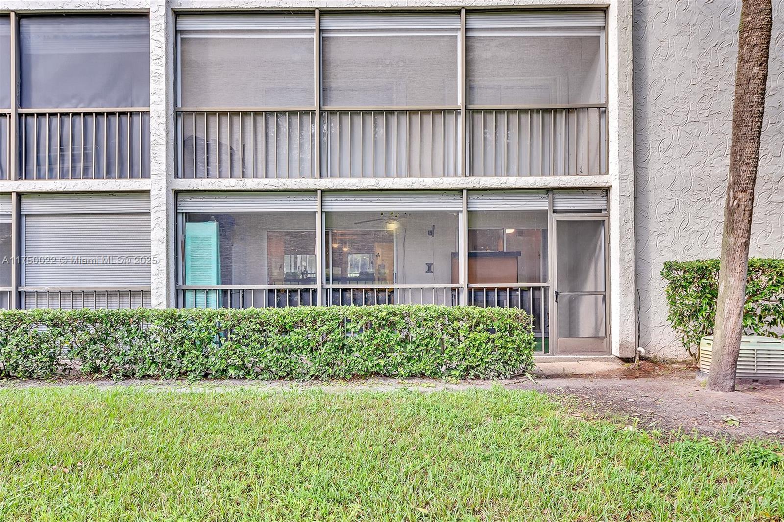 GREENS OF INVERRARY PHASE - Residential