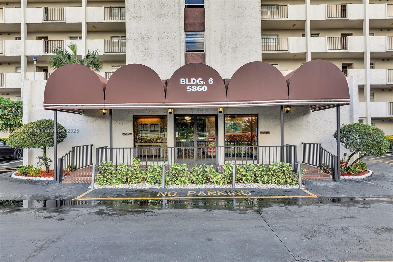 GREENS OF INVERRARY PHASE - Residential