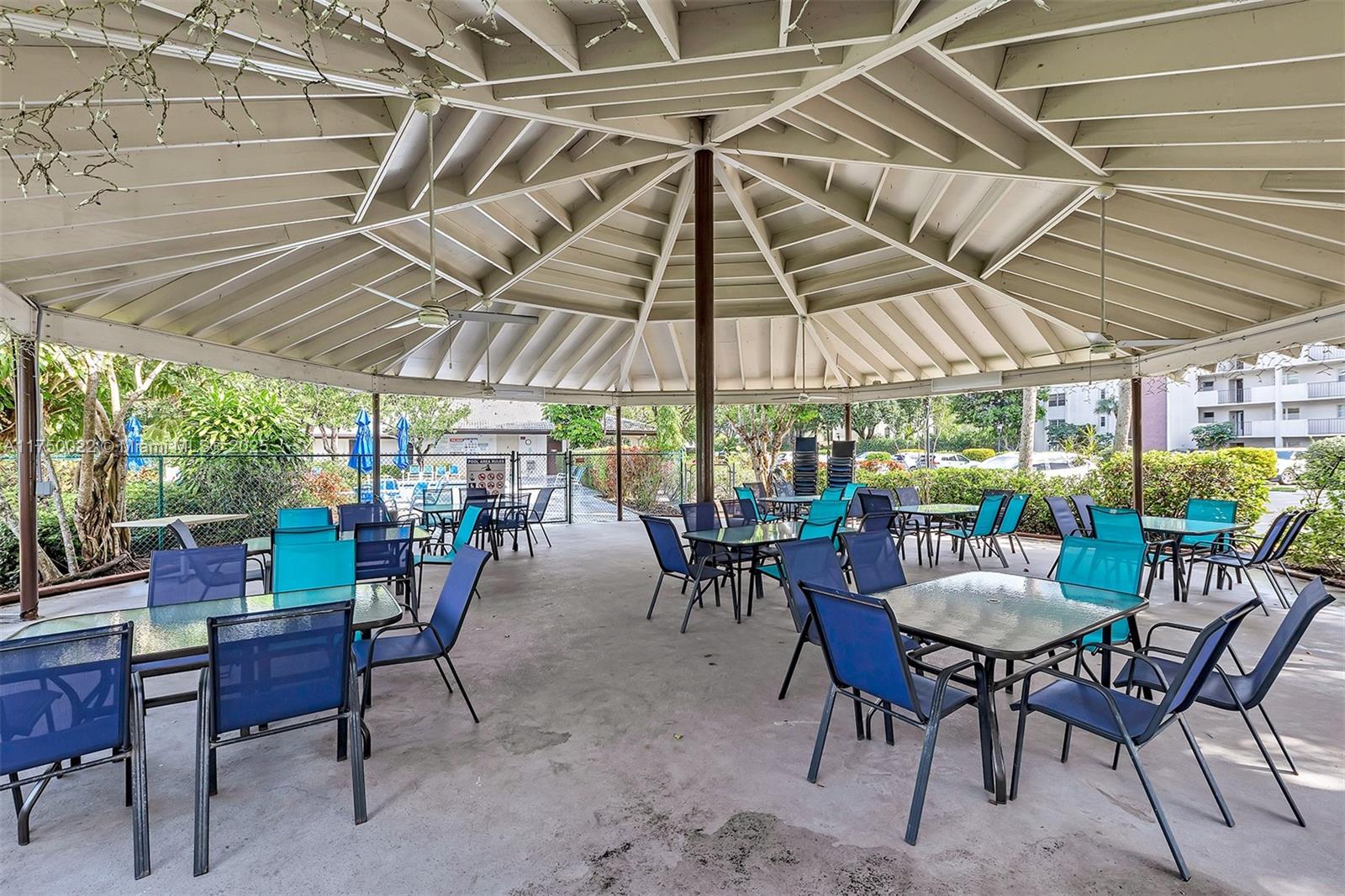 GREENS OF INVERRARY PHASE - Residential