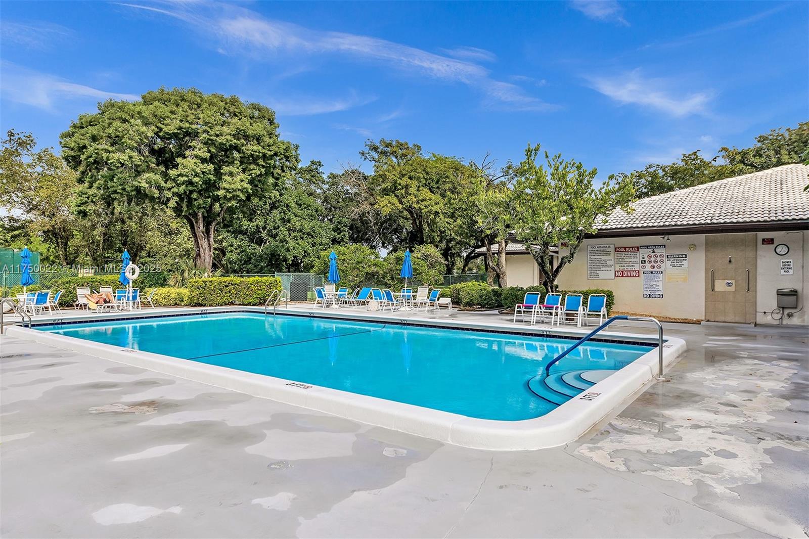 GREENS OF INVERRARY PHASE - Residential