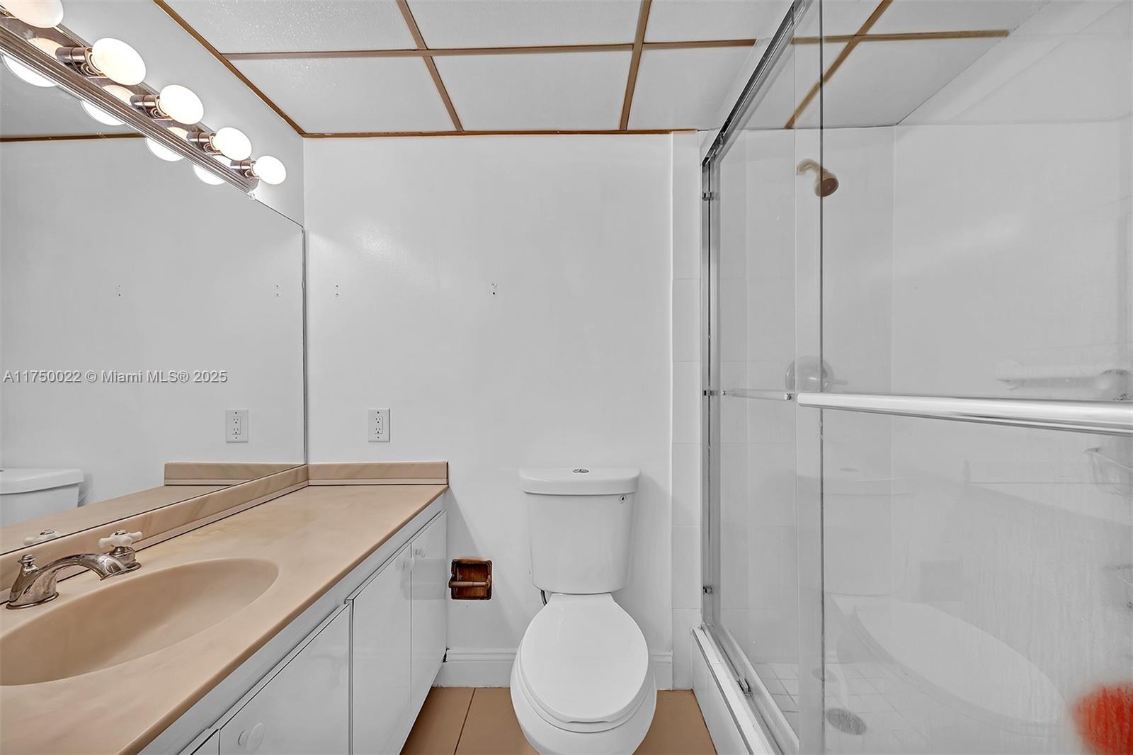 GREENS OF INVERRARY PHASE - Residential