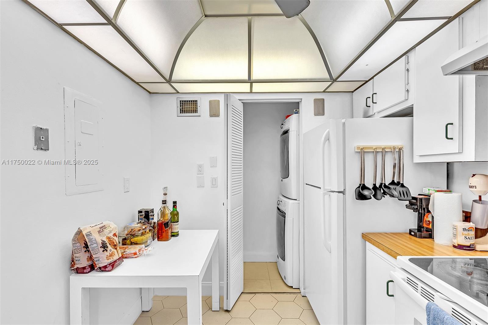 GREENS OF INVERRARY PHASE - Residential