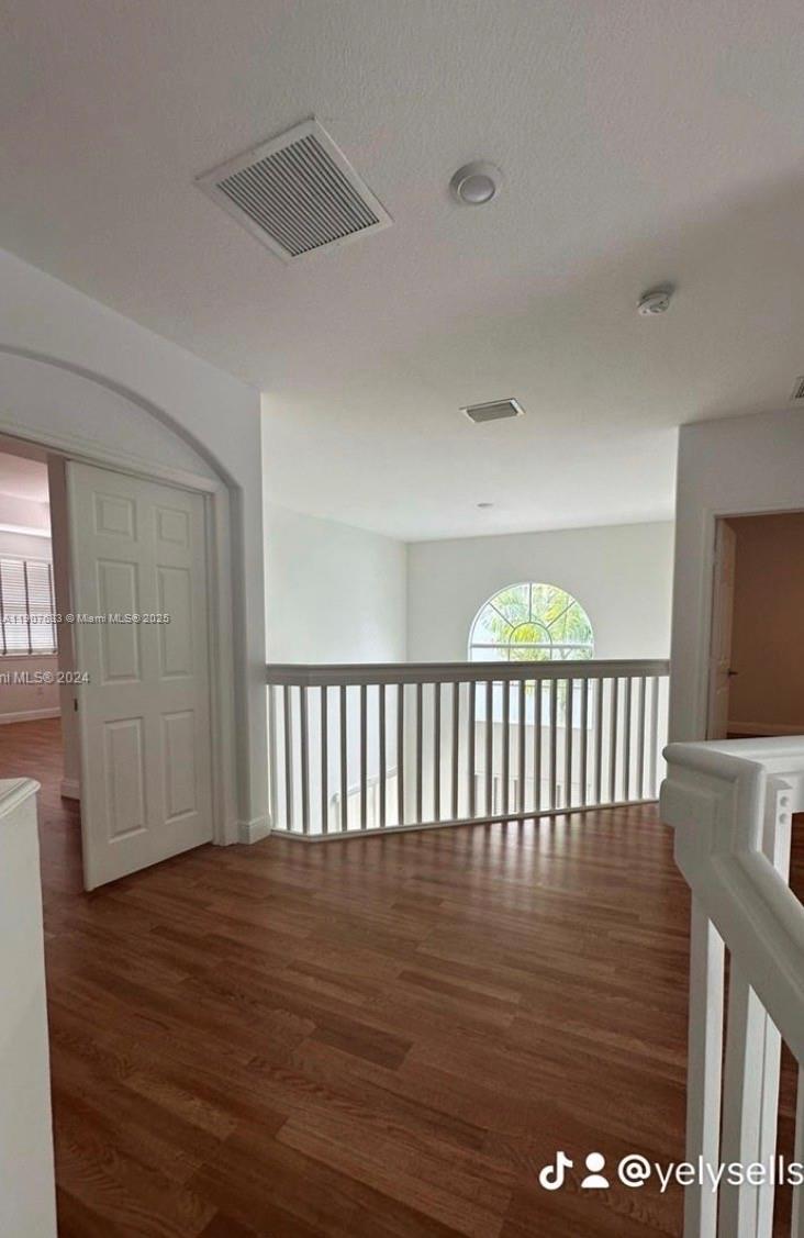 RIVENDELL EAST - Residential Lease