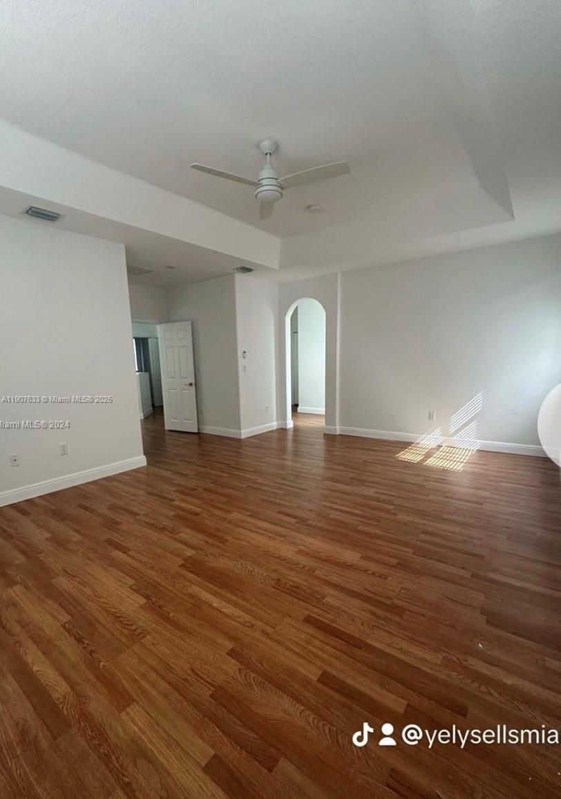 RIVENDELL EAST - Residential Lease