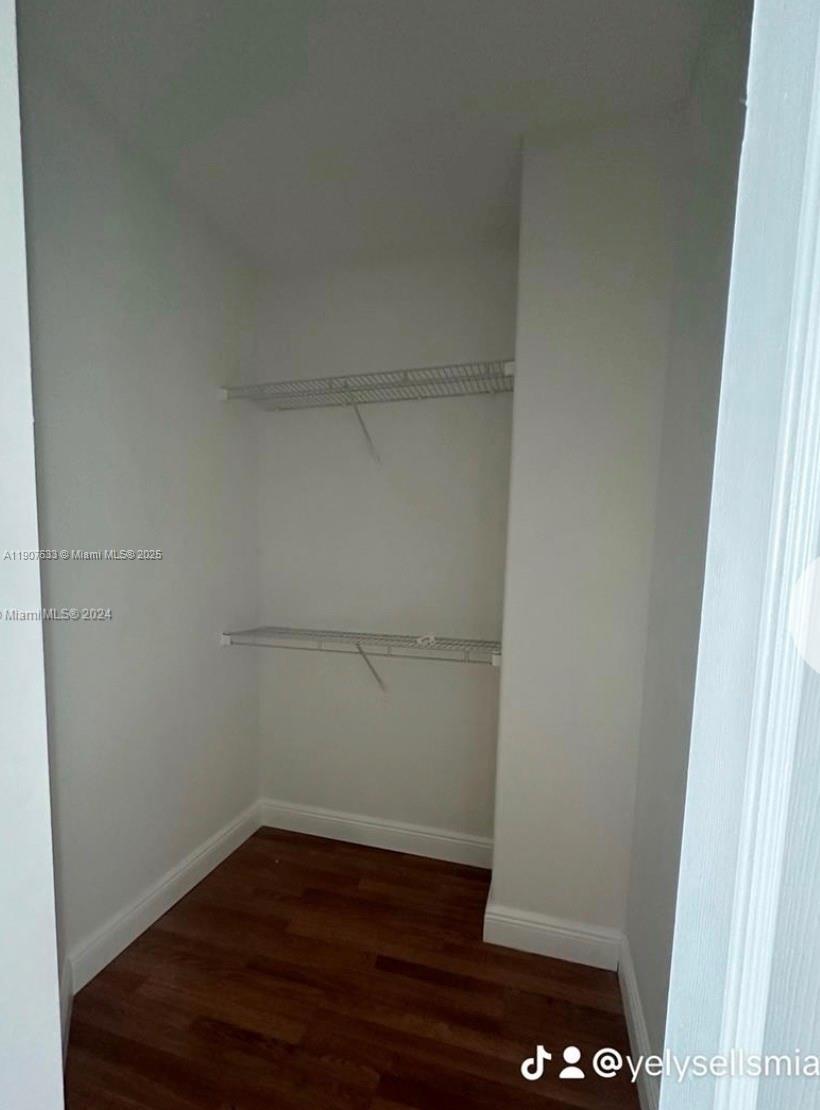 RIVENDELL EAST - Residential Lease