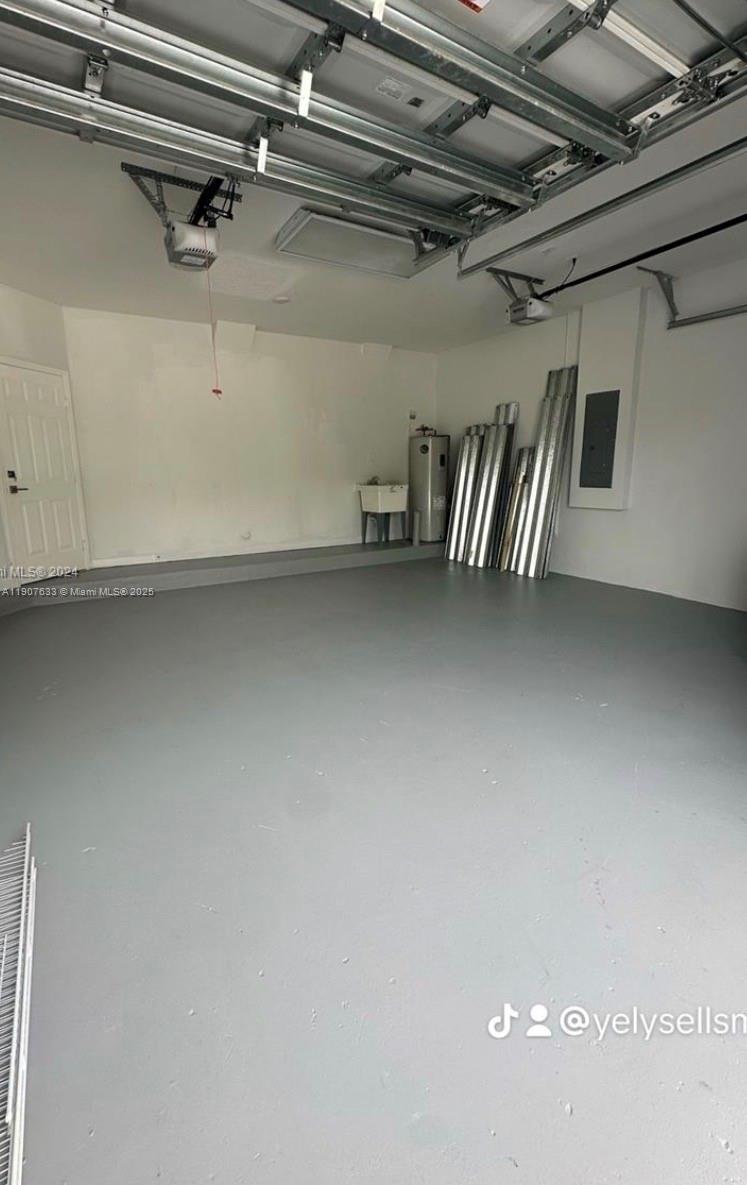 RIVENDELL EAST - Residential Lease