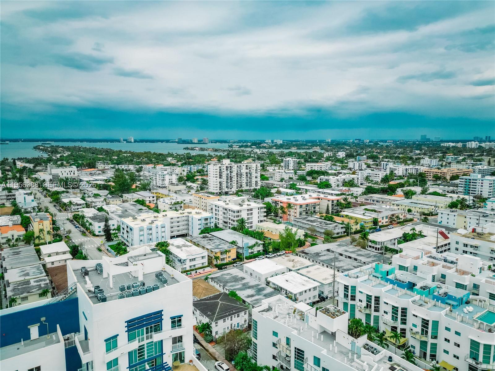 THE WILLIAM LEE CONDO - Residential