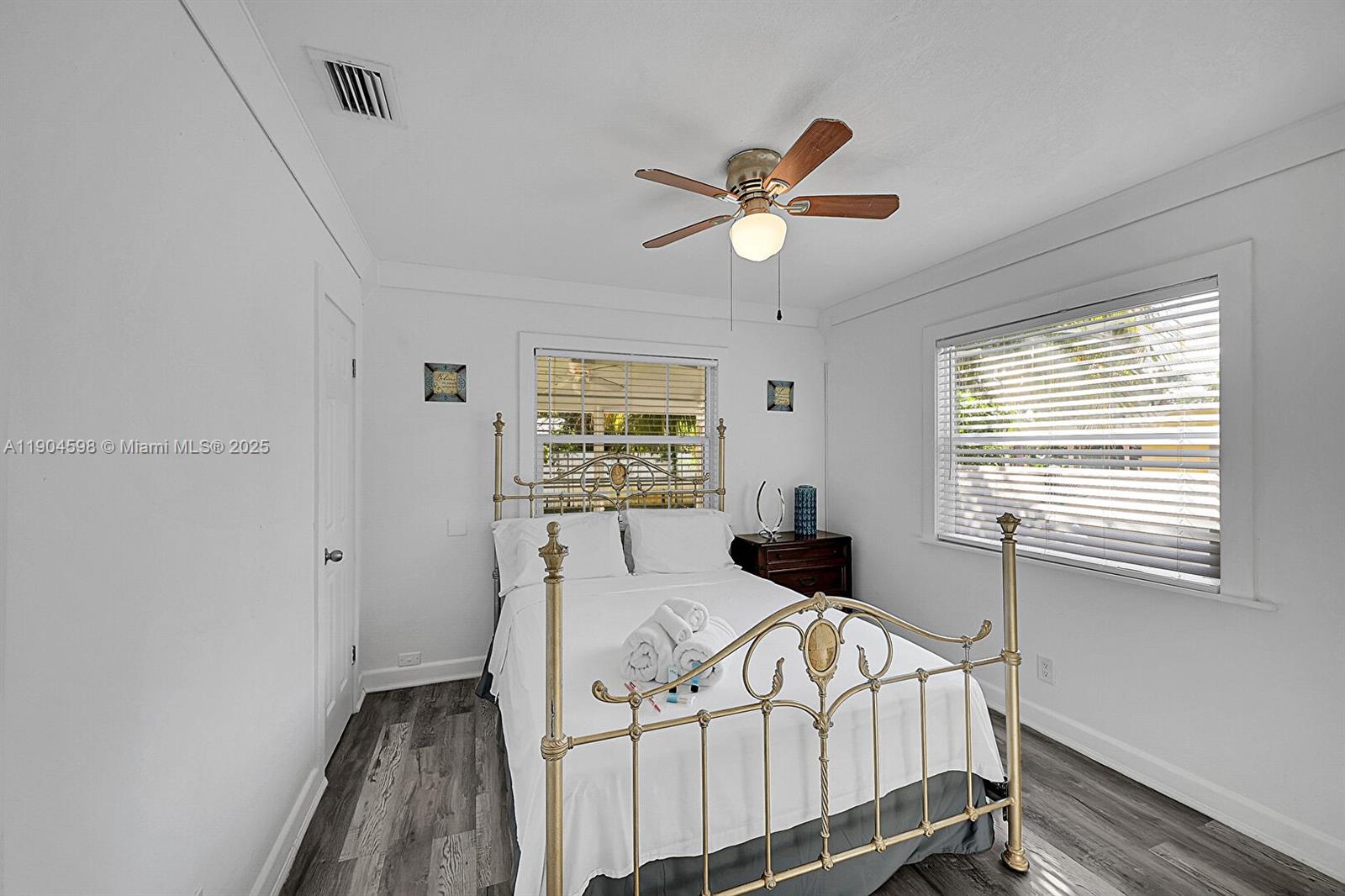 NORTH PALM BCH 1 - Residential