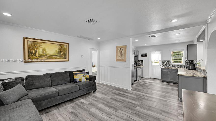 NORTH PALM BCH 1 - Residential