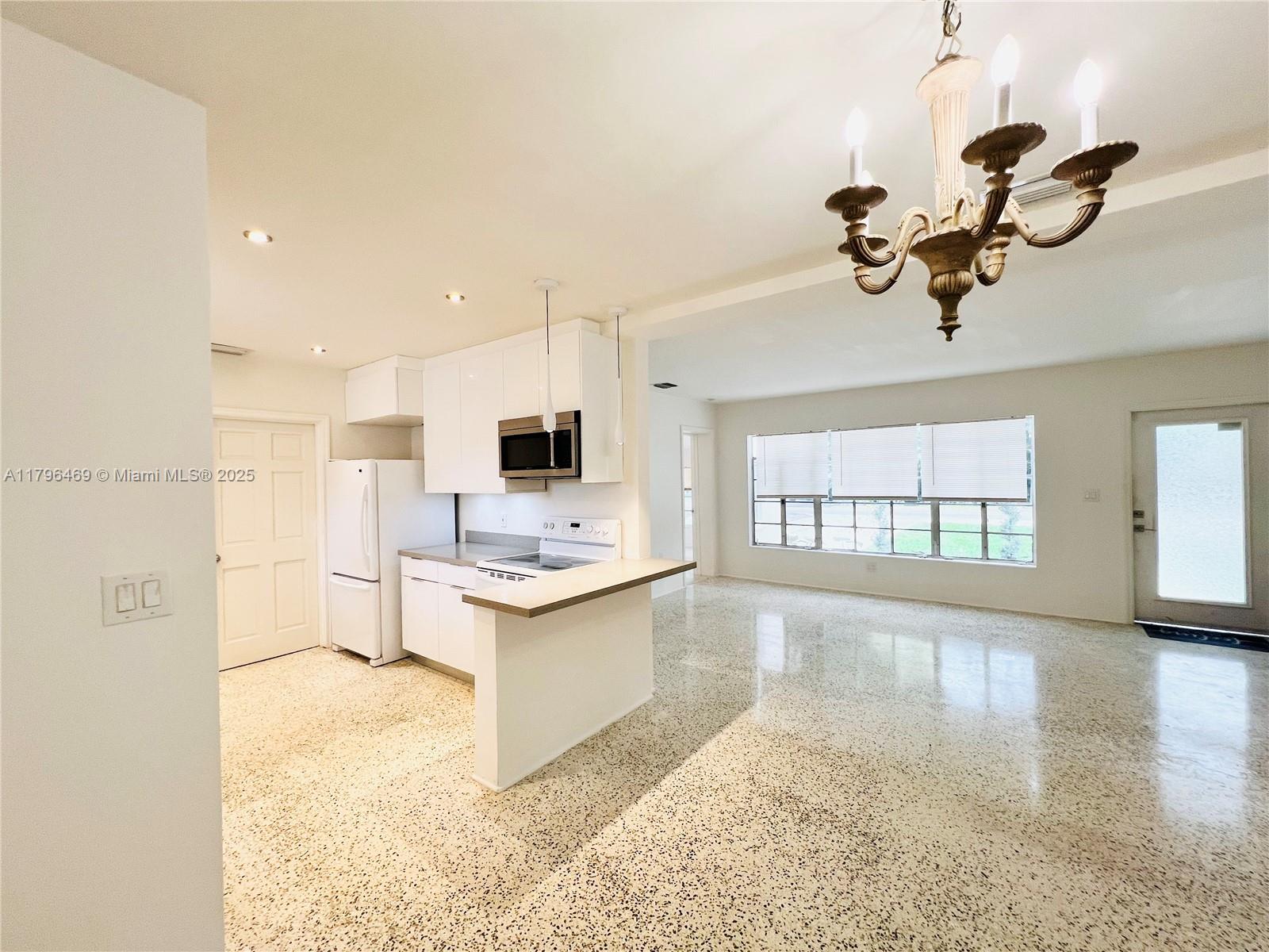 11504 NE 11th Pl